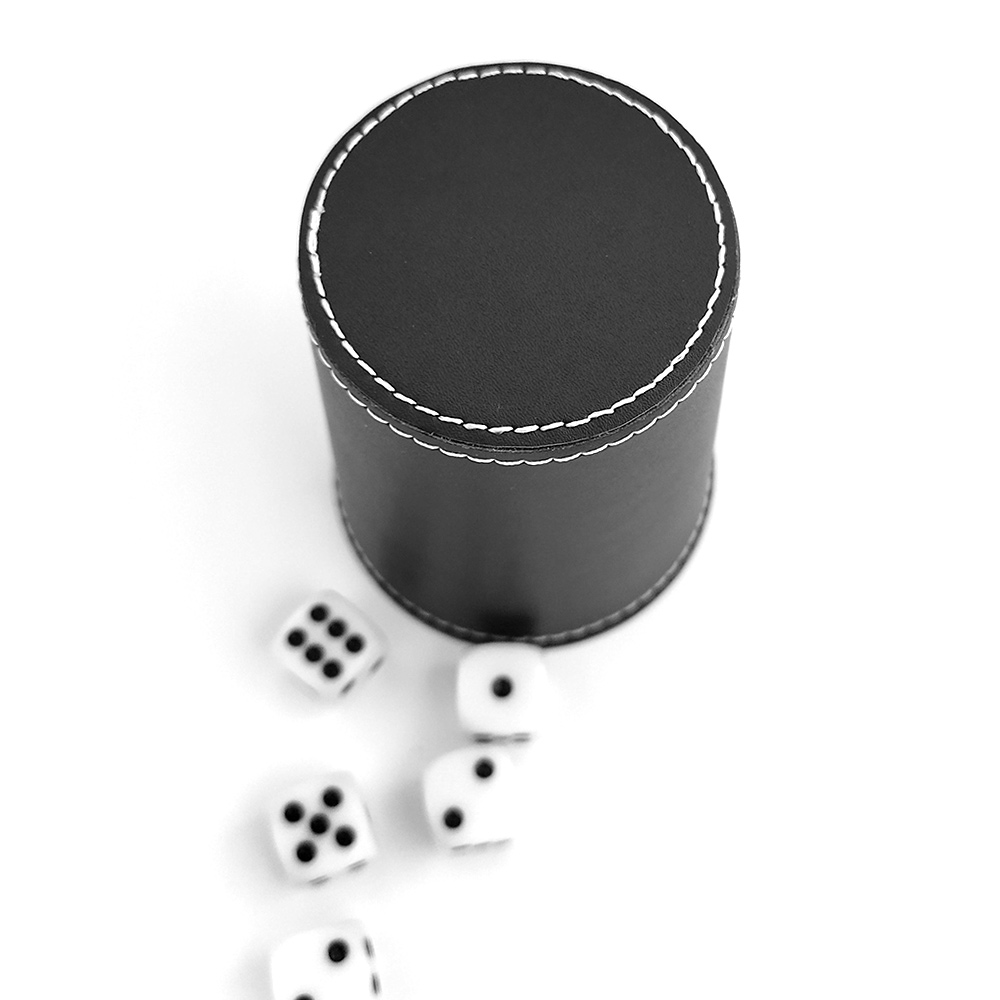 Комплект чаша за зарове с 5 броя зарчета