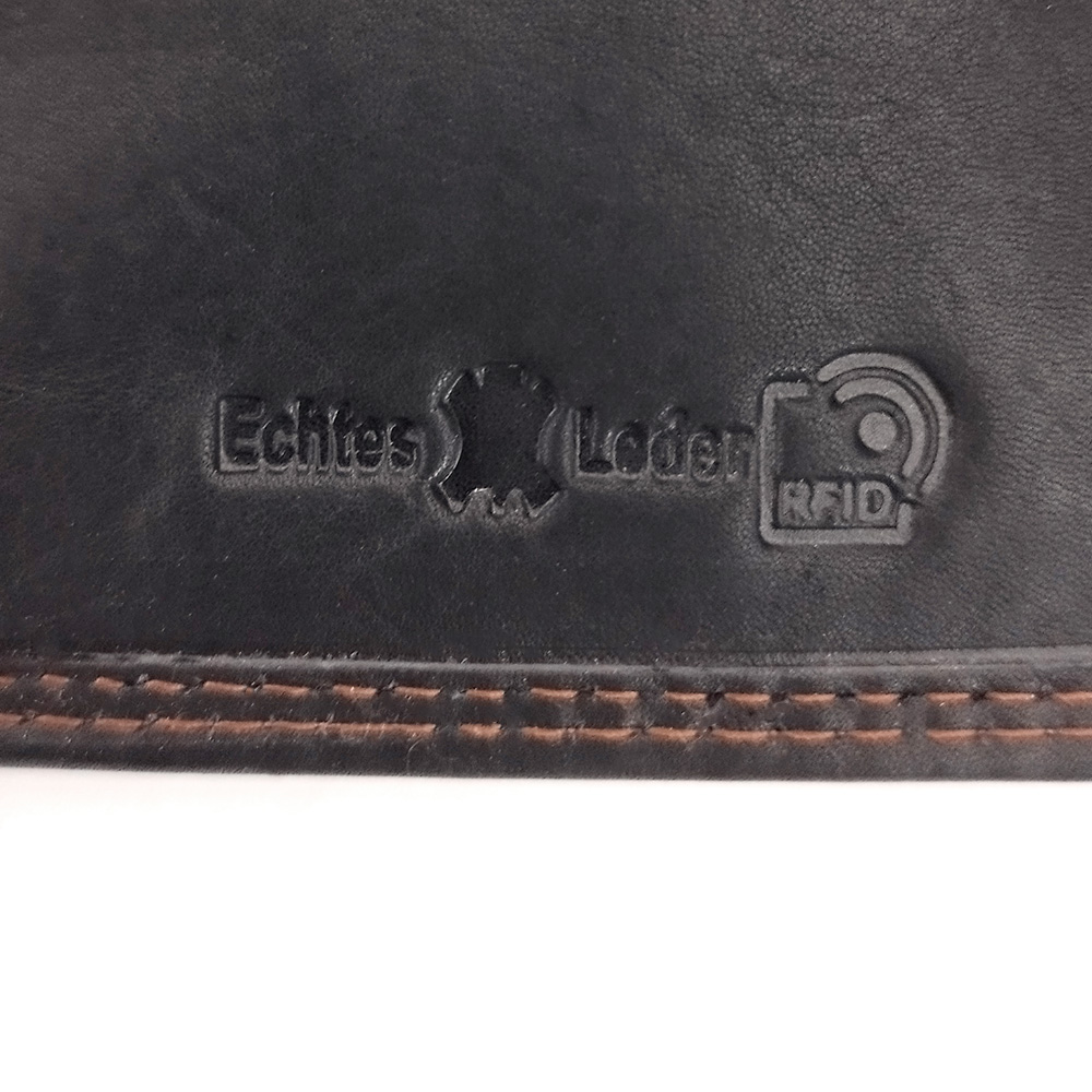 Кожен портфейл с двоен кафяв шев със закопчаване