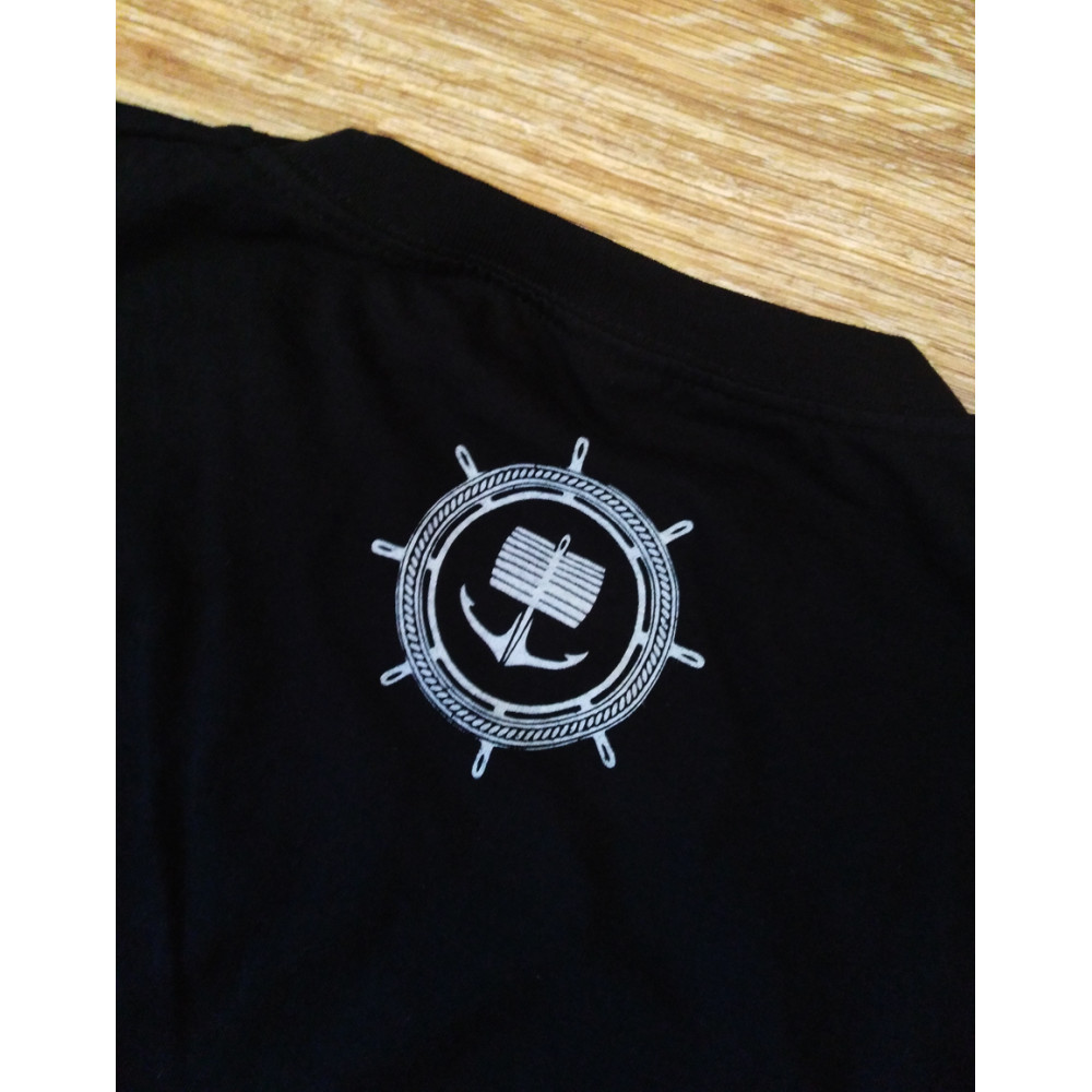 Черна тениска 1001 pirate