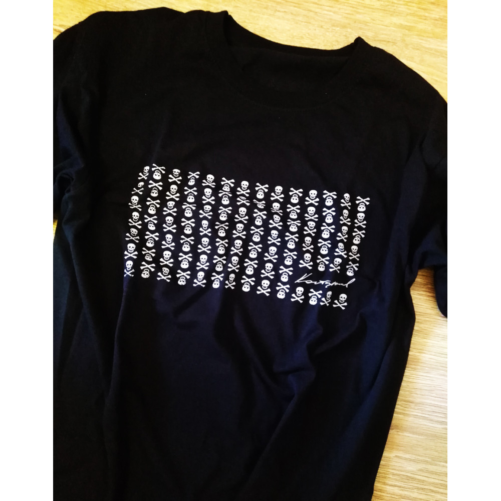 Черна тениска 1001 pirate