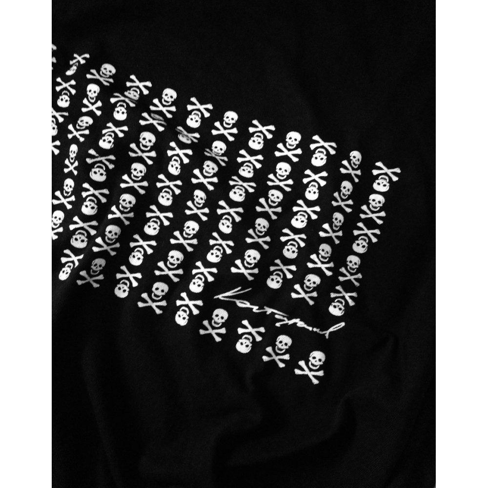 Черна тениска 1001 pirate