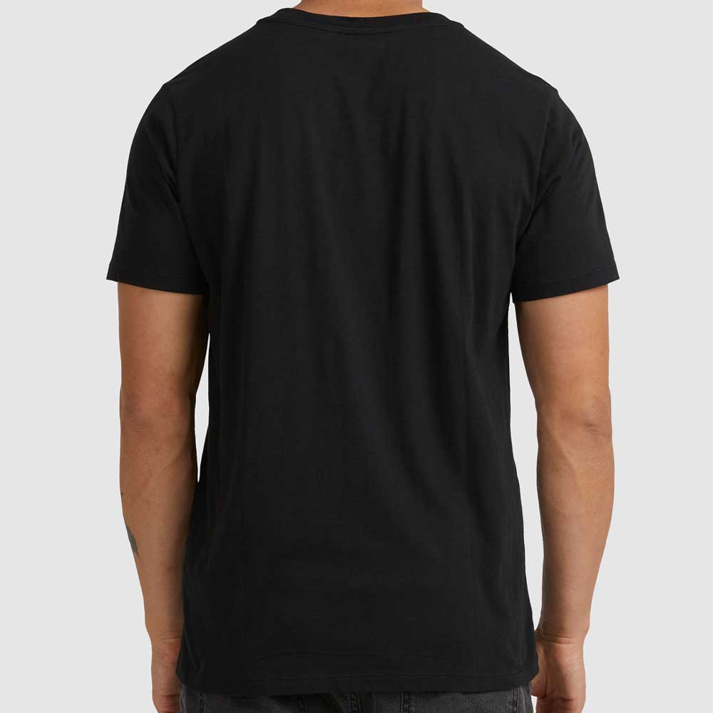 Черна тениска